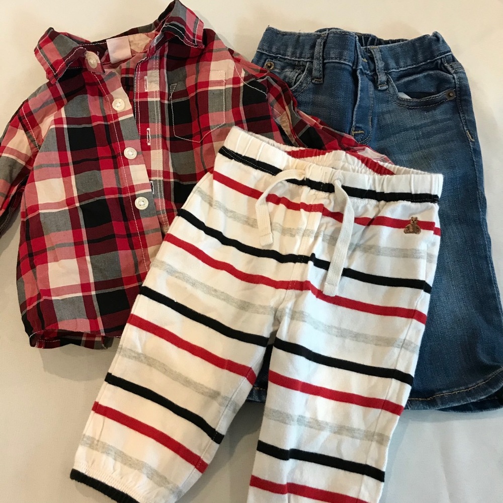 ‼️KIDS SALE‼️
 6-12m Baby Gap Boys Outfit